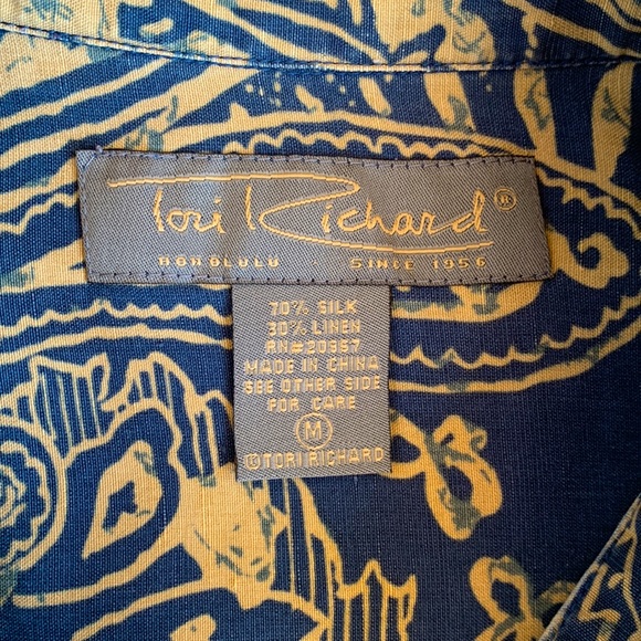 Vintage Silk & Linen Tori Richard Aloha Shirt - Medium - Picture 7 of 8